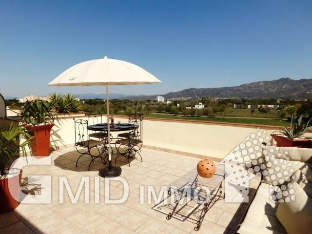 Location vacances appartement avec 1 chambre et parking privé à Santa Margarita, Roses