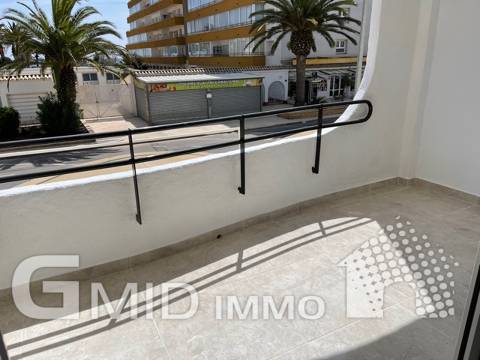 Bonito apartamento completamente renovado con vista al mar Santa Margarita, Rosas, Costa Brava