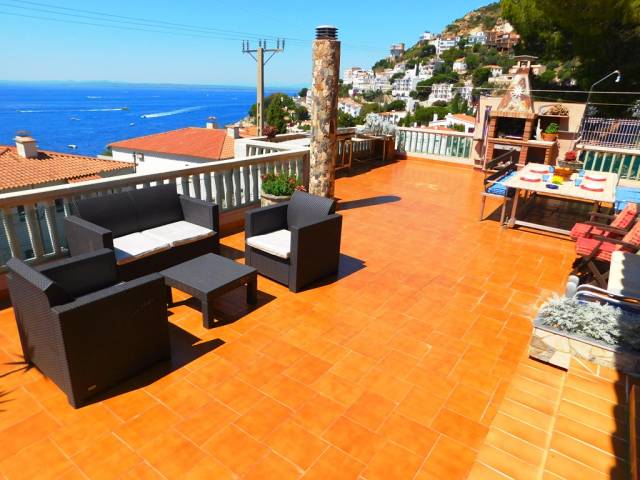 Maison de vacances avec vue sur la Mer à 250 m. de la crique de Canyelles, Roses