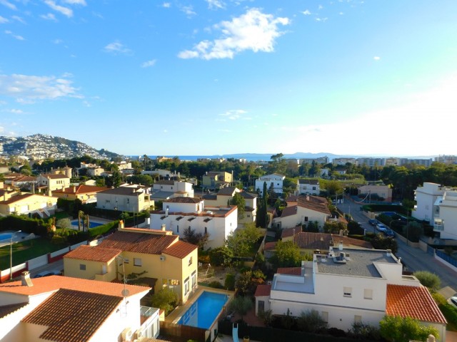 For sale two bedroom apartment with private parking in Roses, Costa Brava