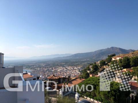 Casa renovada de 2 habitaciones con terraza, piscina et parking en Puig Rom, Roses