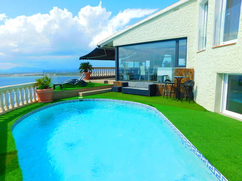 Ferienhaus mit einzigartigem Meerblick in Puig Rom, Roses, Costa Brava