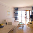 Holiday rental 2 bedroom apartment 50m from the beach Santa Margarita, Roses