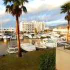 Apartamento de 2 dormitorios con vistas al canal en Santa Margarita, Roses