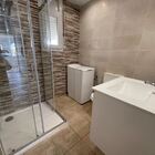 Maison rénovée avec studio séparé au centre de Roses