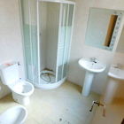 Recent 3 bedroom townhouse with garage, downtown Caste d'Empuries