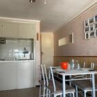 En venta estudio con terraza y piscina comunitaria en Roses
