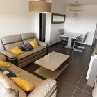 En vente appartement rénové avec deux chambres et parking privé à Roses, Costa Brava