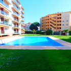 Holiday flat with 2 bedrooms, swimming pool and parking in Santa Margarita, Roses