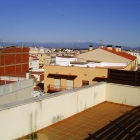 Alquiler anual piso moderno con terraza y parking, centro Roses, Costa Brava