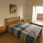 Apartamento de 2 dormitorios con terraza y patio en Mas Oliva, Roses