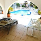 Haus zum Verkauf mit Liegeplatz 12 m und privatem Pool in Empuriabrava Costa Brava