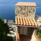 House in Roses with spectacular sea views 