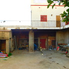 En venta casa a reformar con garaje y gran deposito en Palau Saverdera, Costa Brava
