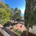 Casa con ampio terreno e vista frontale sul mare ad Almadrava, Roses