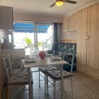 En venta estudio con terraza y piscina comunitaria en Roses