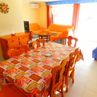 Holiday rental penthouse with nice terrace 200m from Salatar beach, Roses