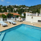 Location saisonnière appartement de 2 chambres avec piscine privée et parking à 400m de la plage de Roses, Costa Brava