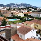 For sale renovated apartment with two bedroom and private parking in Roses, Costa Brava