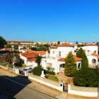 Casa de pescador adosada con amarre y garaje en los canales de Empuriabrava, Costa Brava