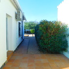 Bonita casa de planta baja con piscina y garaje en Mas Bosca, Roses