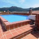 Spacieux appartement avec piscine, parking et balcon au centre de Roses, Costa Brava