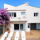 En venta casa con vistas al mar, piscina y garaje en Roses, Costa Brava