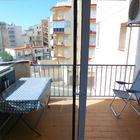 En venta apartamento renovado de 2 habitaciones y parking, 200m de la playa Salatar, Roses