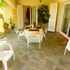 Alquiler temporada piso de 2 habitaciones con piscina y parking privados a 400m de la playa de Roses, Costa Brava