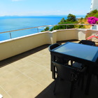 Alquiler piso renovado de 2 habitaciones, parking y piscina en Puig Rom, Roses