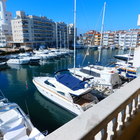 Duplex for sale with mooring and parking in Empuriabrava, Costa Brava