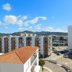 New construction apartments 400m from Roses beach