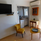 Touristic rental renovated study with pool, parking in Mas Oliva, Roses