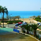 Holiday apartment with sea views and parking in Salatar, Roses