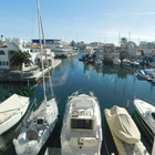 Beautiful 3 bedroom house with mooring for sailboat, close to the sea exit Empuriabrava