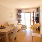 Holiday rental 2 bedroom apartment 50m from the beach Santa Margarita, Roses